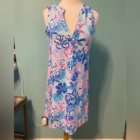 Lilly Pulitzer Dev dress in Bahamas Beachcomber - Picture 2 of 9